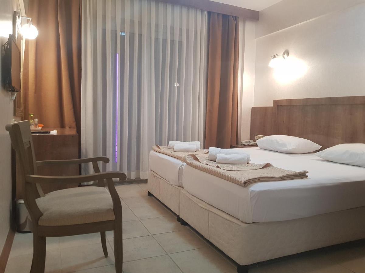 My Solmaz Hotel Çeşme Εξωτερικό φωτογραφία