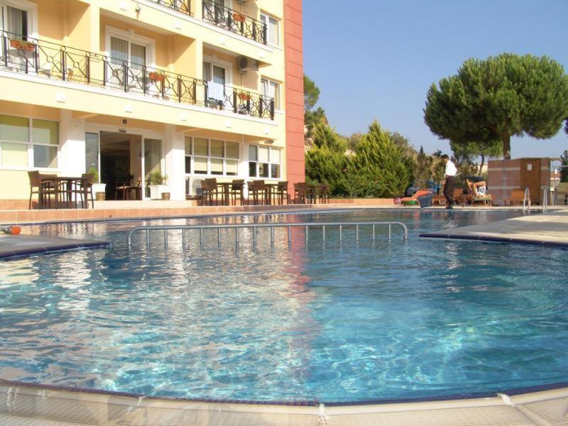 My Solmaz Hotel Çeşme Εξωτερικό φωτογραφία