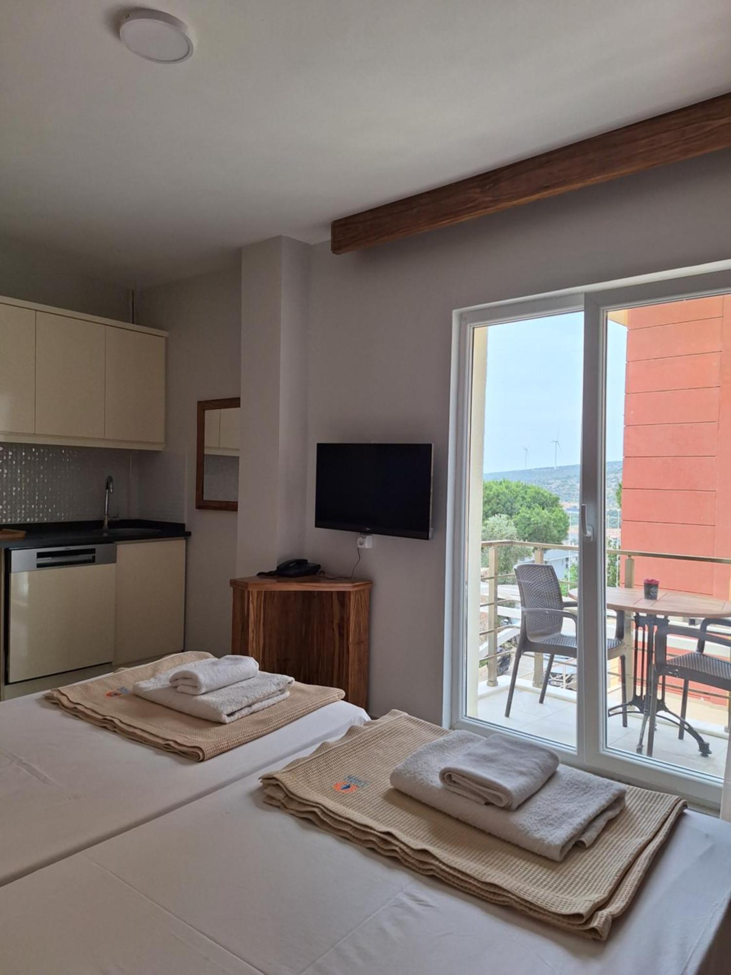 My Solmaz Hotel Çeşme Εξωτερικό φωτογραφία
