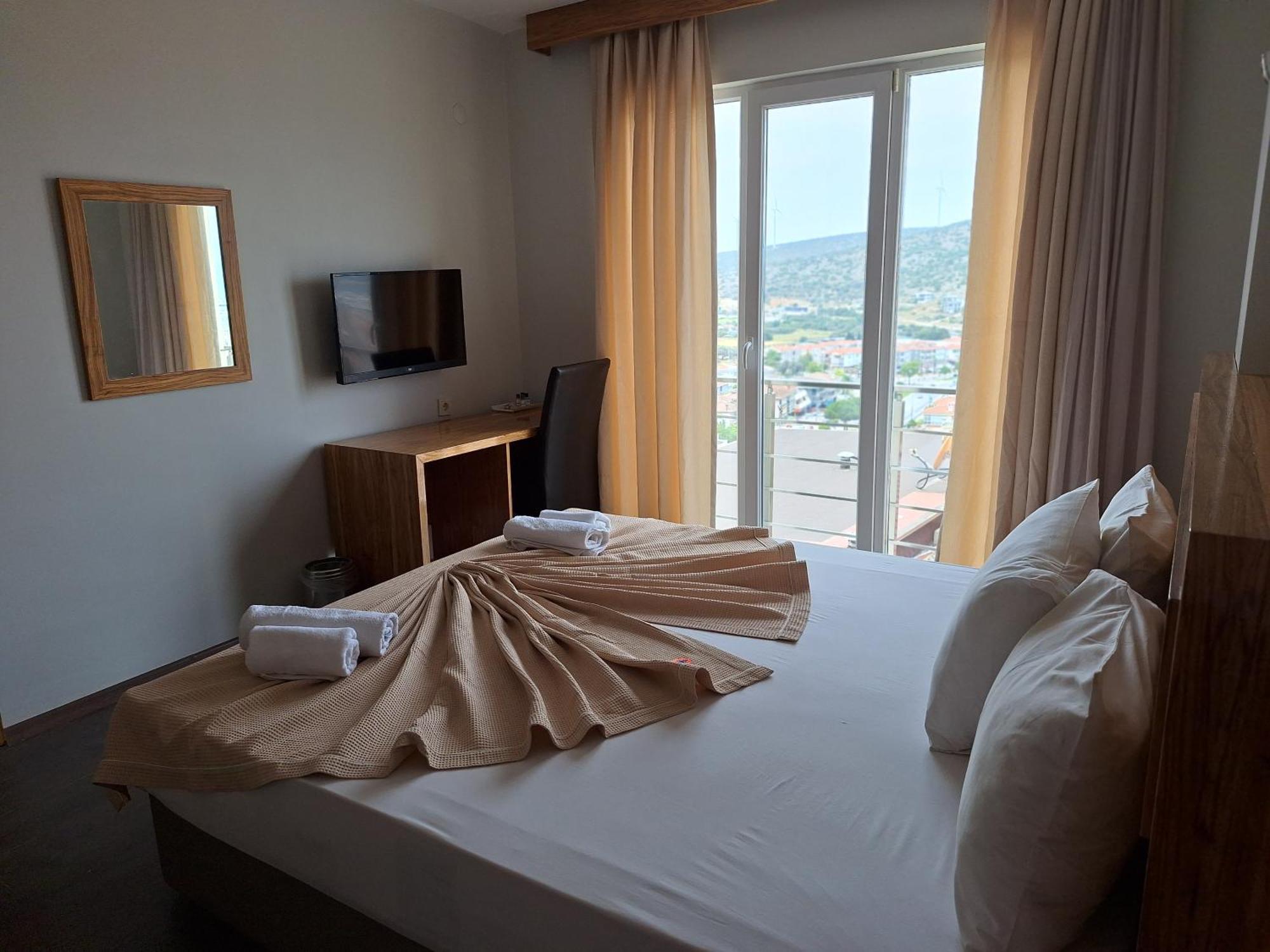 My Solmaz Hotel Çeşme Εξωτερικό φωτογραφία